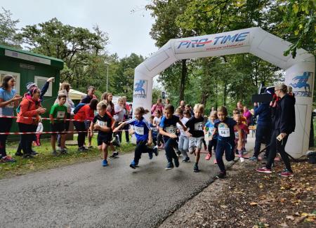 Mirna - 9 Dobrodelni Trimmigo, foto N Finzgar (4)